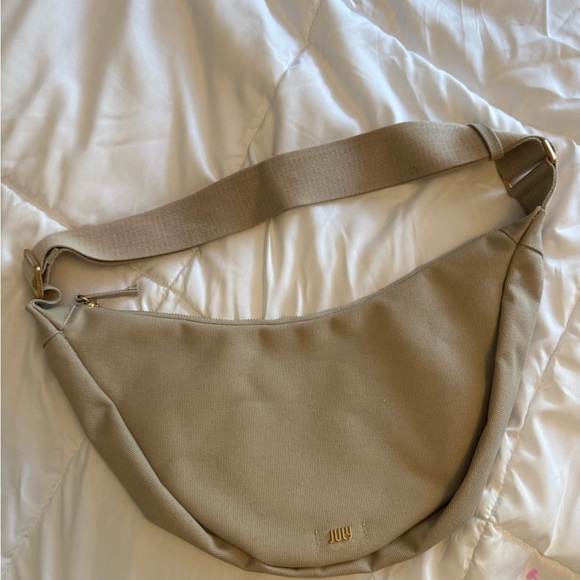 July Everyday Crescent Crossbody Bag in Cream Natural Like New - Picture 2 of 7